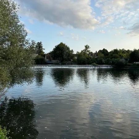 Villa Le Du Moulin-batisse De Caractere De 1795 En Bord De Loir-10 Mn Du Zoo De La Fleche-30 Mn Des 24 H Du Mans-circuit De Randonnee Et Promenade A Velo Sur Chemin De Pleine Campagne-calme Absolu Loin Du Stress Quotidien !